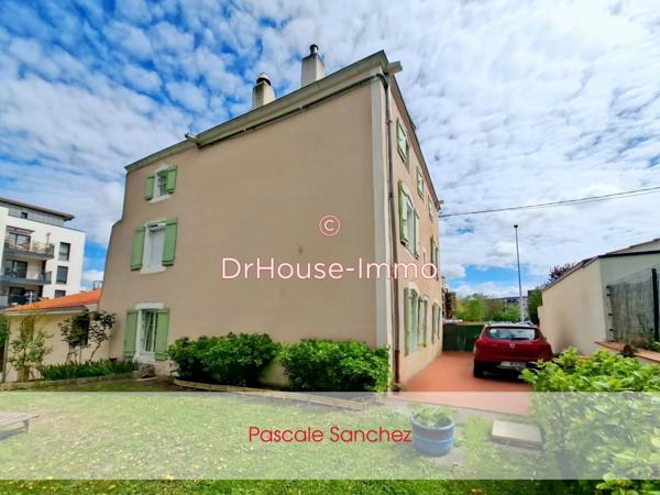 Maison à vendre 8 pièces de 215 m²