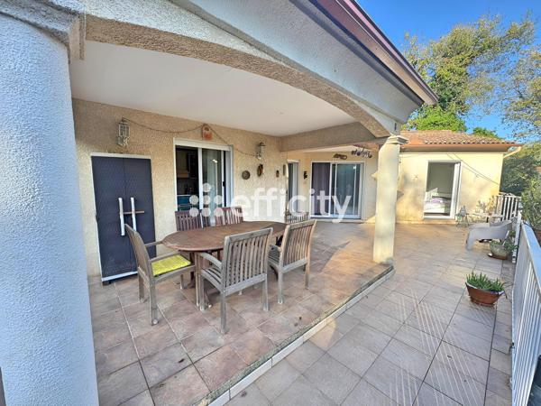 Maison 5 pièces - 160 m² Exclusivité efficity