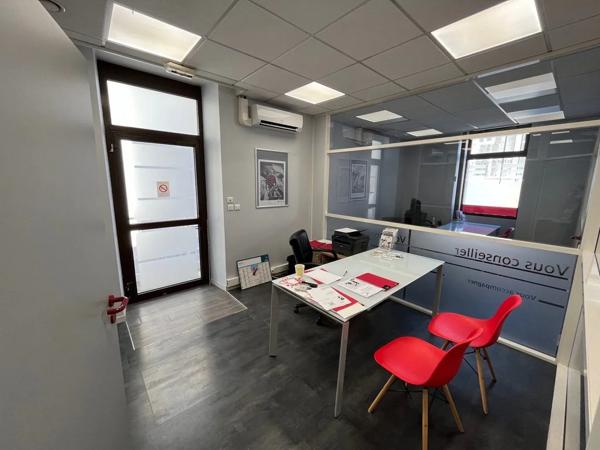Bureau à louer à Tournon-sur-Rhône (07300)