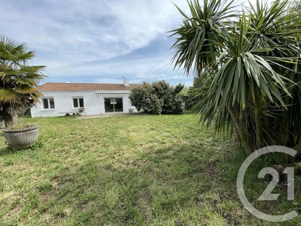 Maison à vendre  4 pièces - 80,93 m 2   MACHECOUL ST MEME  - 44
