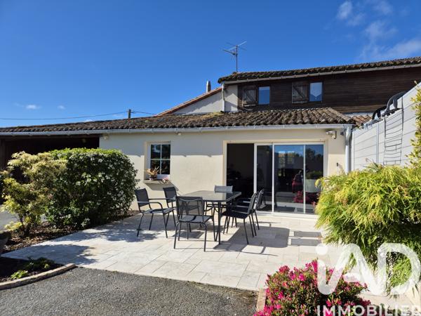 Maison à vendre 6 pièces 186 m² Moncoutant-sur-Sèvre