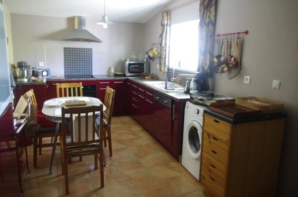 à VENDRE  ensemble immobilier de charme sur 3646 m² de terrain.