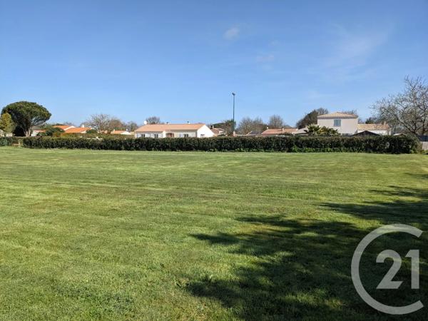 Terrain à vendre  800 m 2   TALMONT ST HILAIRE  - 85