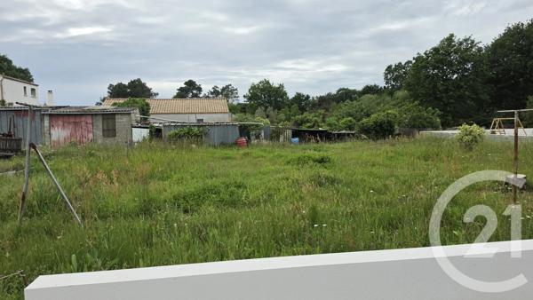 Terrain à vendre  800 m 2   TALMONT ST HILAIRE  - 85