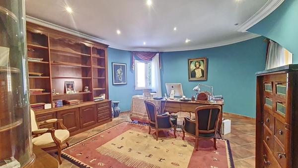 Maison 9 pièces - 420 m² Bien prestige