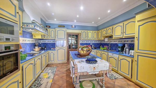 Maison 9 pièces - 420 m² Bien prestige