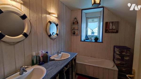 Maison rénovée de 112 m² à GUICHEN