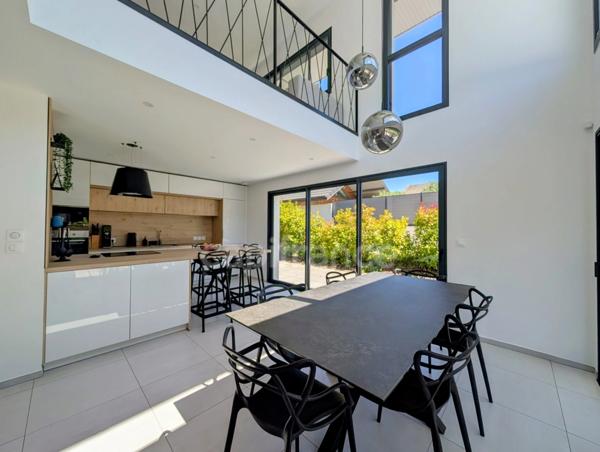 Maison récente à vendre 4 pièces de 123m2