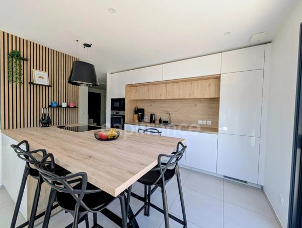 Maison récente à vendre 4 pièces de 123m2