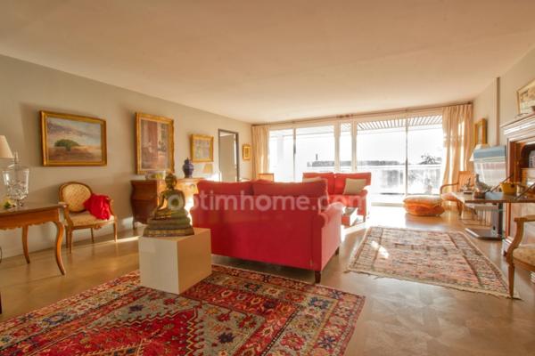 Appartement à vendre 6 pièces Hyper centre- Dernier étage – Terrasse panoramique LA ROCHELLE (17)