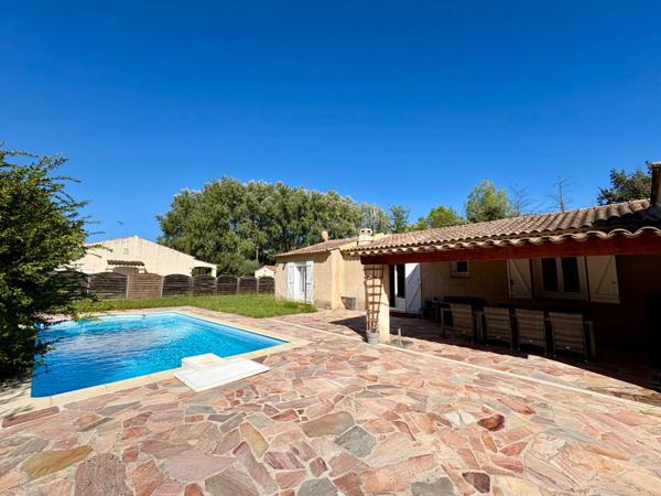 Maison Familiale avec Piscine et Grand Terrain à Vidauban