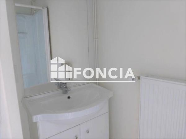 Location Appartement 2 pièces 57.3 m² - 39 RUE MULSANT Roanne 42300