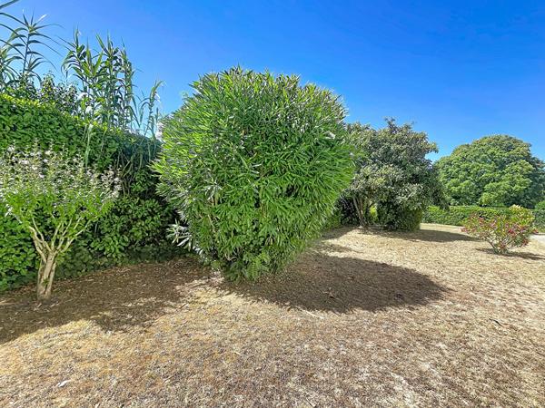 Appartement Manosque, 3 pièces, 78 m2 habitables, avec loggia, balcon et double garage