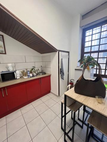 Vente                                                      Local commercial
                        
                     3 pièces                      70 m2                     à Perpignan