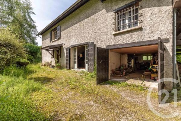 Maison à vendre  9 pièces - 230 m 2   DOMENE  - 38