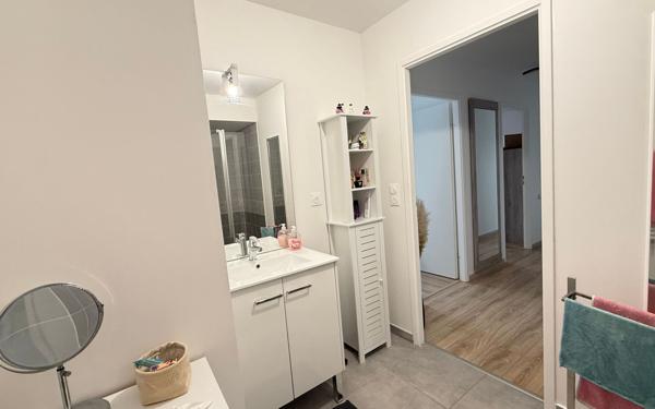 Appartement à vendre    3 pièces • 65,66 m2 Orléans