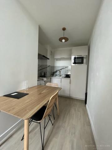 POITIERS CENTRE-VILLE, T1BIS MEUBLE DE 31.81M² AVEC TERRASSE ET PARKING