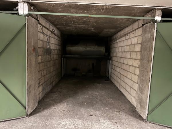Parking/box · Vente Paris (75014) 12m²