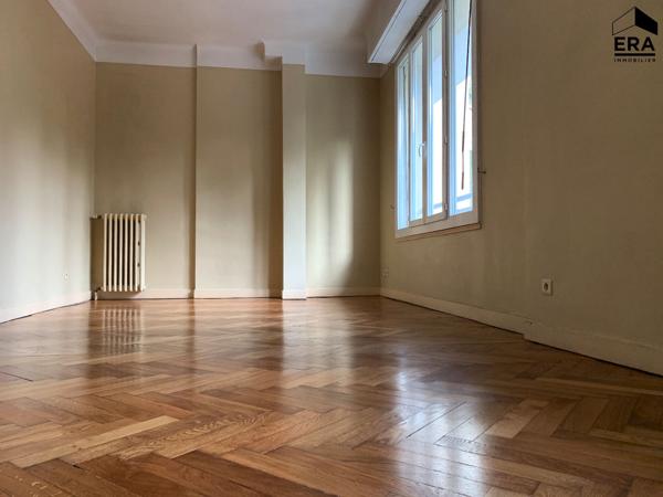 A louer à Marseille 13008 un appartement de type 3  - Quartier PERIER