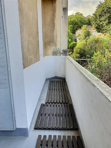 A louer à Marseille 13008 un appartement de type 3  - Quartier PERIER