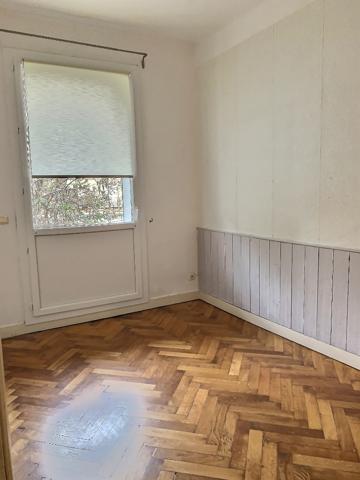 A louer à Marseille 13008 un appartement de type 3  - Quartier PERIER
