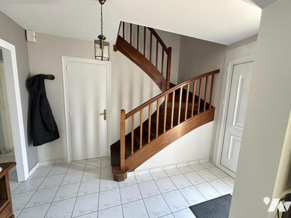 Maison familiale en état irréprochable.