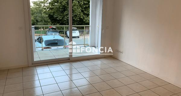 Location Appartement 3 pièces 53.39 m² - Collonges 01550