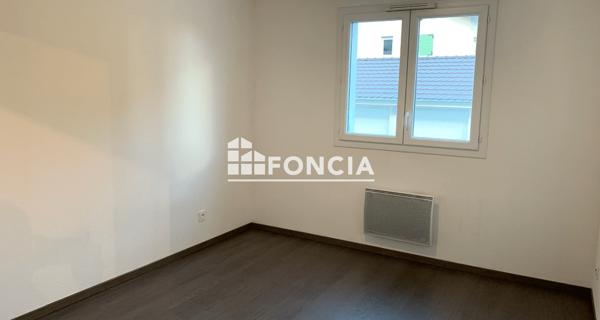 Location Appartement 3 pièces 53.39 m² - Collonges 01550