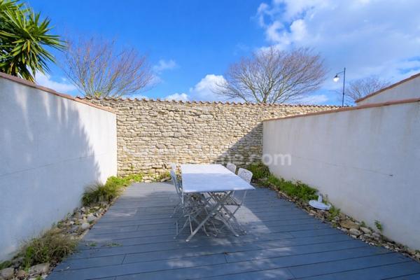 Appartement Studio "Pied-à-Terre" avec Jardin au Port