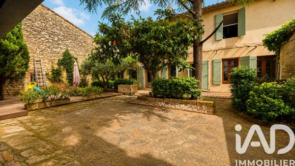 Location maison 6 pièces 180 m² Marguerittes