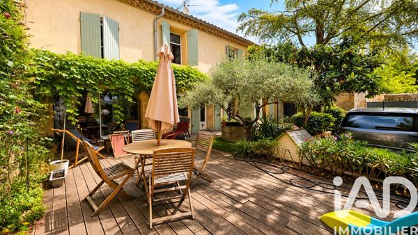 Location maison 6 pièces 180 m² Marguerittes