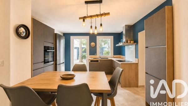 Location maison 6 pièces 180 m² Marguerittes