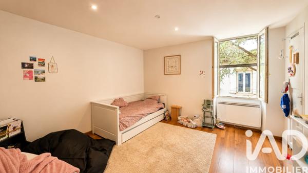 Location maison 6 pièces 180 m² Marguerittes