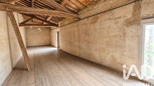 Location maison 6 pièces 180 m² Marguerittes