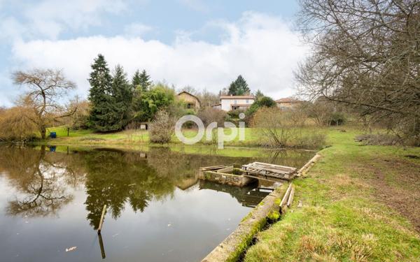 Maison à vendre    5 pièces • 140 m2 Saint-Laurent-sur-Gorre