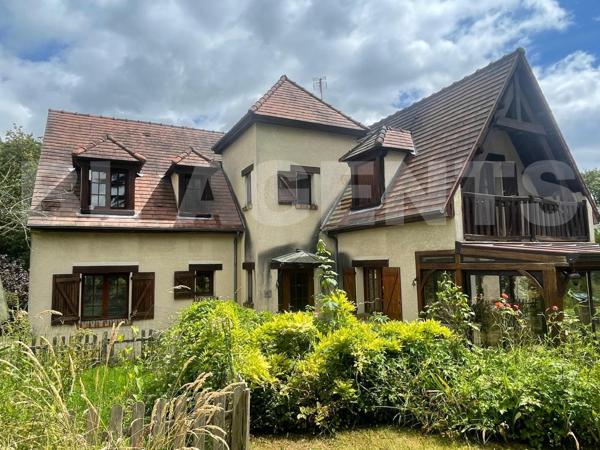 Maison 192.78 m² avec sous-sol totral Terrain 2450 m² Proche RER-P  LESCHES