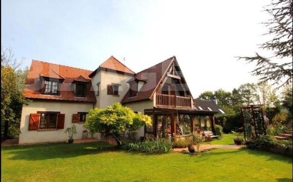 Maison 192.78 m² avec sous-sol totral Terrain 2450 m² Proche RER-P  LESCHES