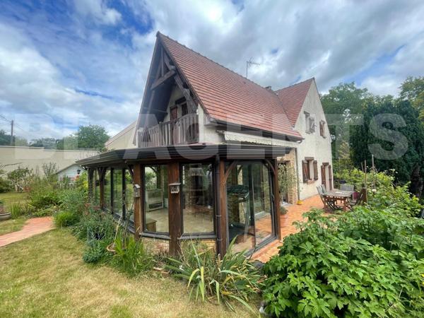 Maison 192.78 m² avec sous-sol totral Terrain 2450 m² Proche RER-P  LESCHES