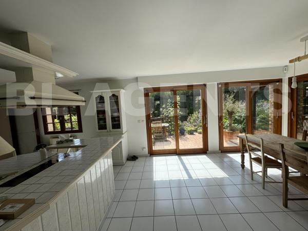 Maison 192.78 m² avec sous-sol totral Terrain 2450 m² Proche RER-P  LESCHES