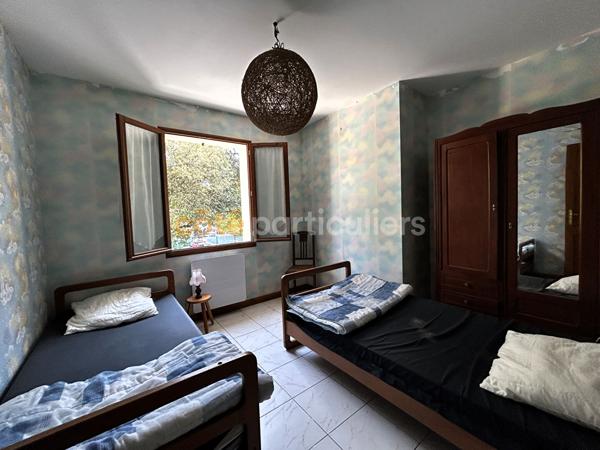 Vente
                Maison80 m² - 7 Pièces -
                    LES MATHES (17570)