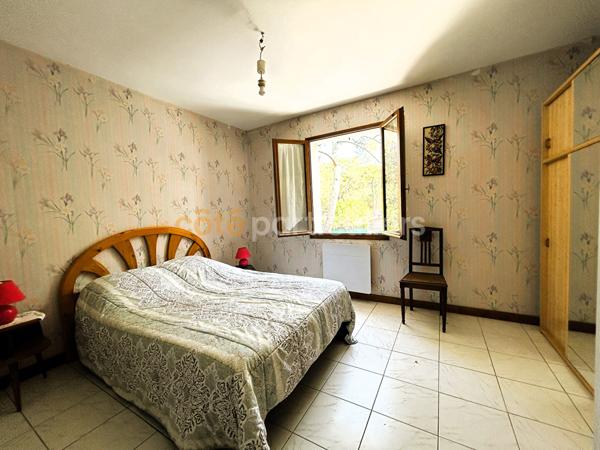 Vente
                Maison80 m² - 7 Pièces -
                    LES MATHES (17570)