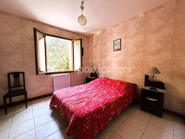 Vente
                Maison80 m² - 7 Pièces -
                    LES MATHES (17570)