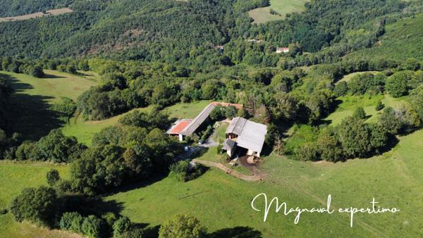 Montredon-Labessonnié (81360) Ferme authentique de 51 hectares au cœur de la nature (Tarn 81)