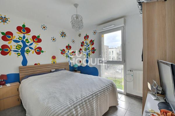 (Visite virtuelle) - À VENDRE, Appartement T3 de 54 m², double exposition, avec balcon & garage, SAINT-FONS (69190)