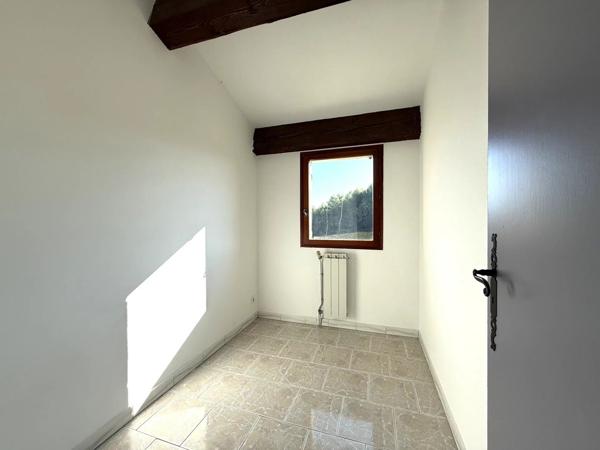 Location Maison 4 pièces 68 m2 à Saint-Saturnin-Lès-Apt