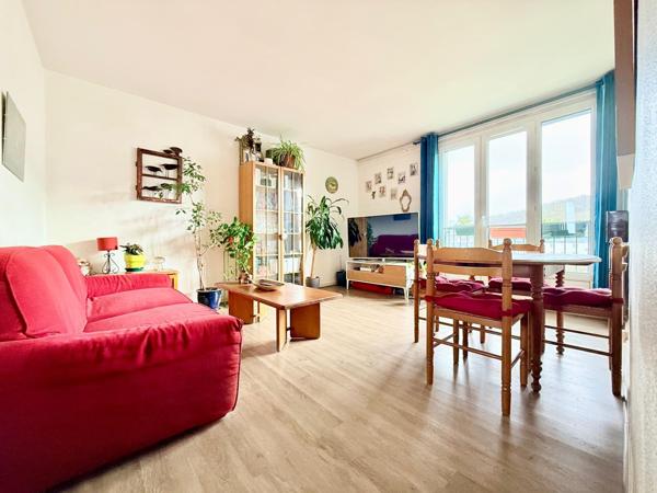 Coup de cœur : 3 pièces baigné de lumière – Dernier étage