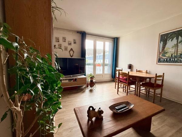 Coup de cœur : 3 pièces baigné de lumière – Dernier étage