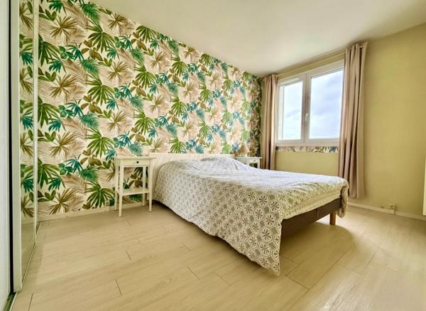 Coup de cœur : 3 pièces baigné de lumière – Dernier étage