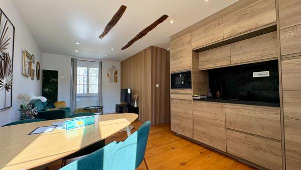 APPARTEMENT A VENDRE 2 CHAMBRES // DINAN HYPER CENTRE// COUP DE COEUR// surface au sol de 68.32m²