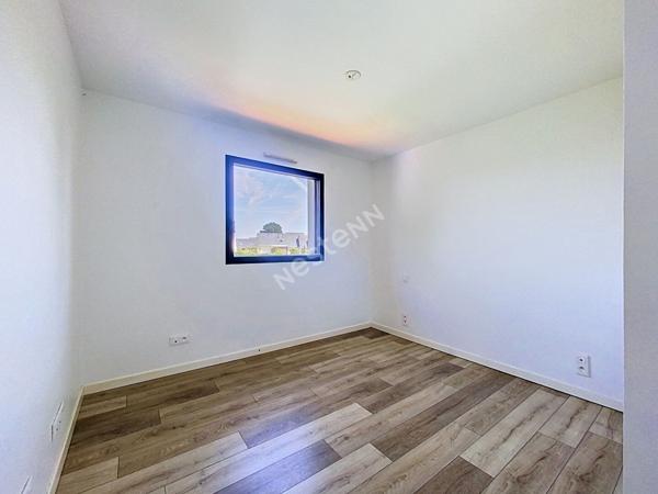 A vendre - Maison contemporaine avec 5 chambres, sur un terrain de plus de 700m2 au Lion d'Angers